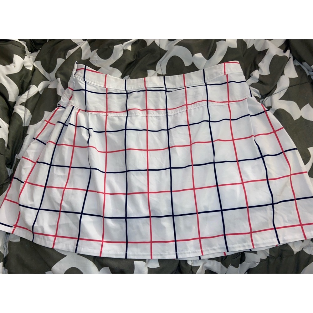 Crown and ivy skort